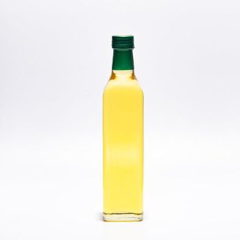 Premium Refined Sesame Oil (Non-GMO) - 100% Pure All-Purpose Cooking Oil - B. N. EXPORTS PVT. LTD. - India